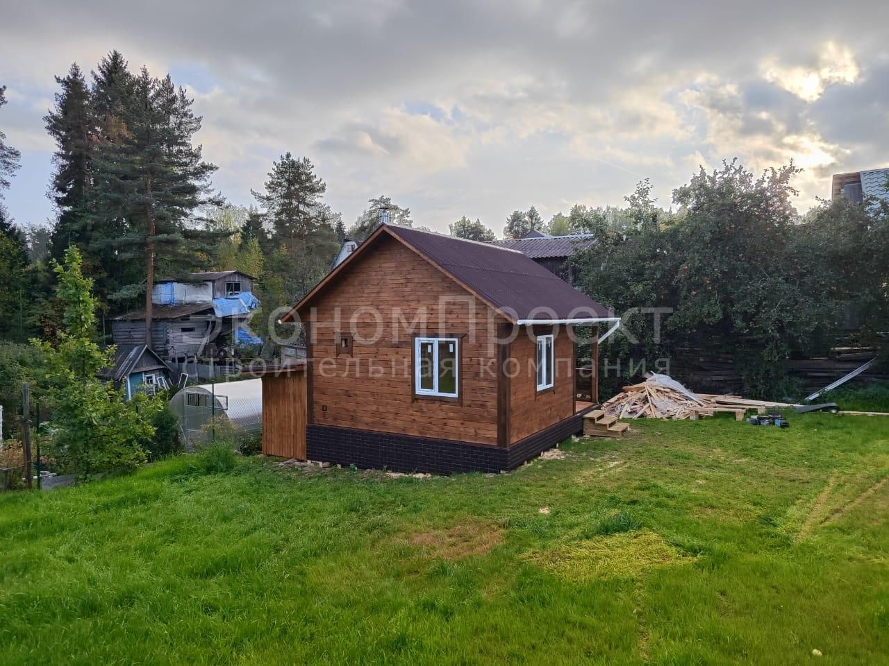 Баня 6x4 с крыльцом Б-11